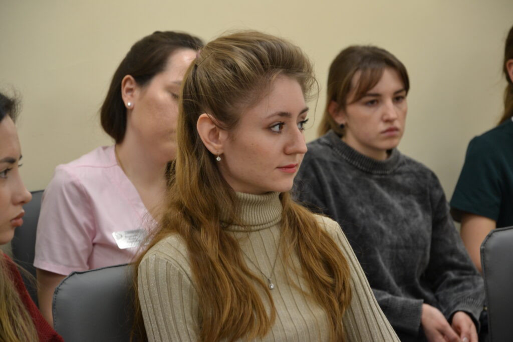 «Медстарт: на пути к мечте»: в Чувашии студенты-медики с первых курсов приобщаются к работе в практическом здравоохранении